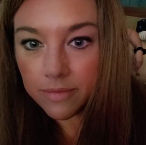 Meet your Posher, Kelli